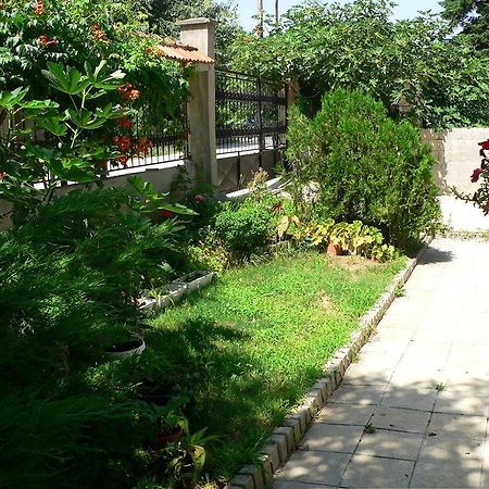 Guest House Kalina Saints Constantine and Helena Exterior photo
